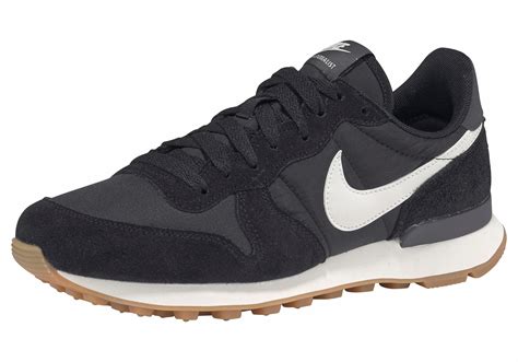 nike wmns internationalist zwart|j.crew Nike internationalist sneakers.